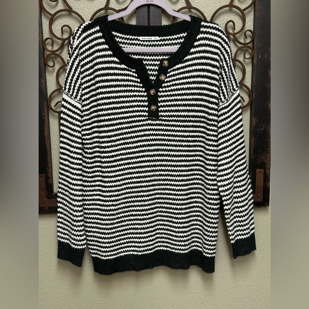 Pink Clover striped button knit sweater